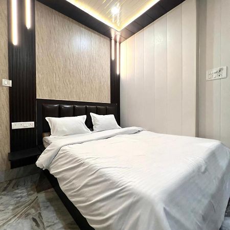 Durga P Guest House Near Harishchandra Ghat Варанаси Экстерьер фото